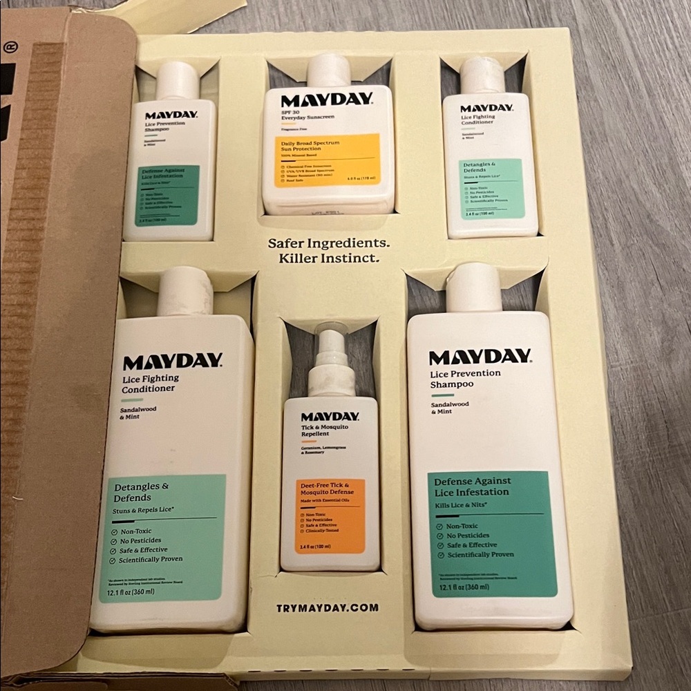 Lice Prevention Shampoo & Lice Fighting Conditioner Set - White/Green